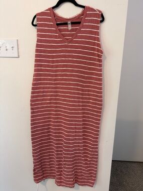 Lou & Grey Rust and White Striped V-Neck Midi Dress